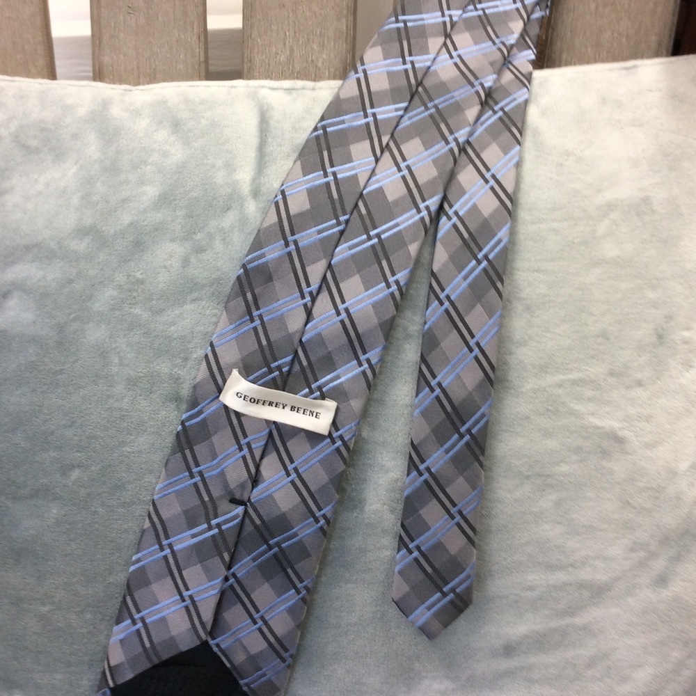 Tie - Picture 2 of 2